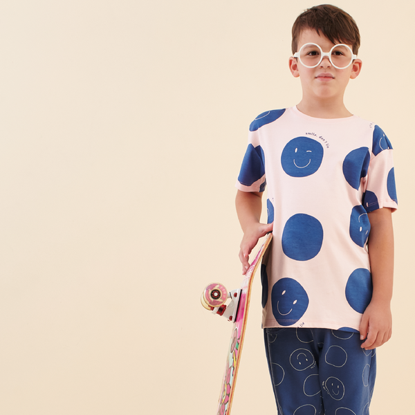 HAPPY DOTS T-SHIRT LOOK